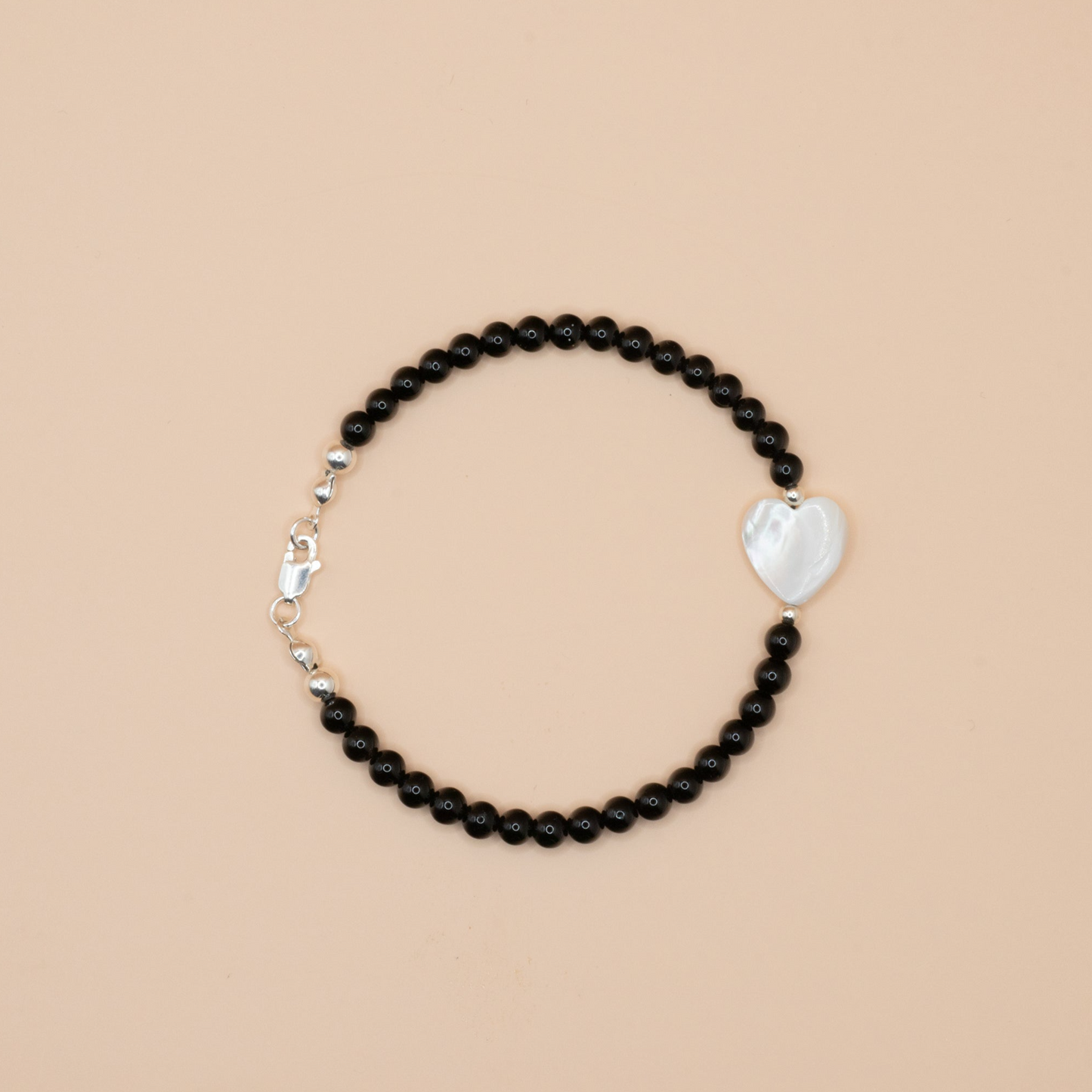 Mother of Pearl Heart Bracelet / Black Onyx